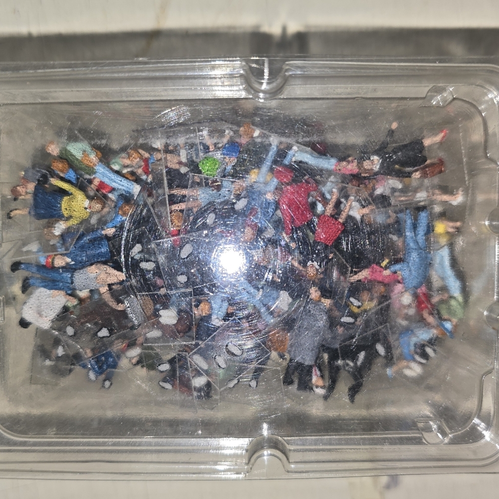 Miniature Figurine Passer-by